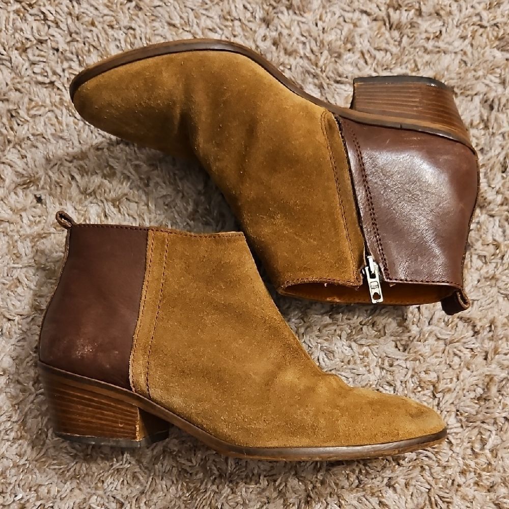 Madewell Leather & Suede Ankle Boots – Size 8.5